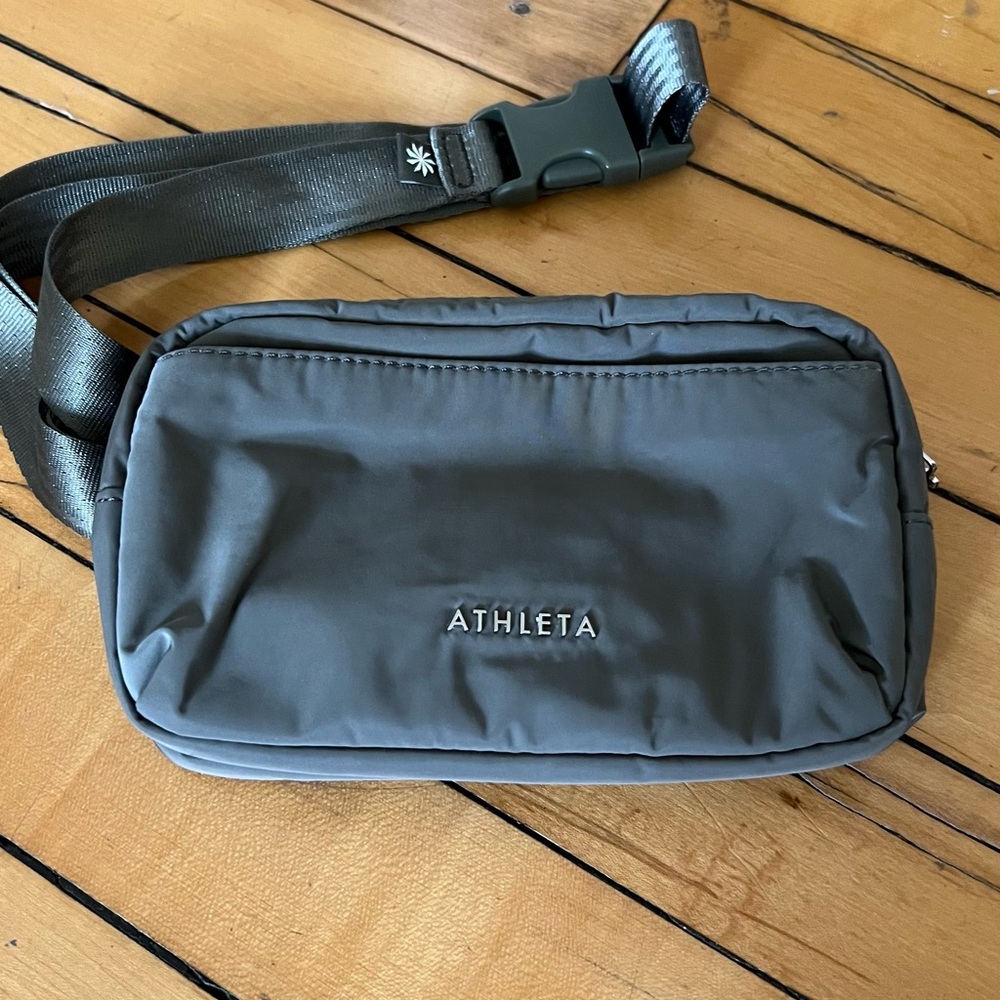 Athleta Moss All About Body Belt Bag